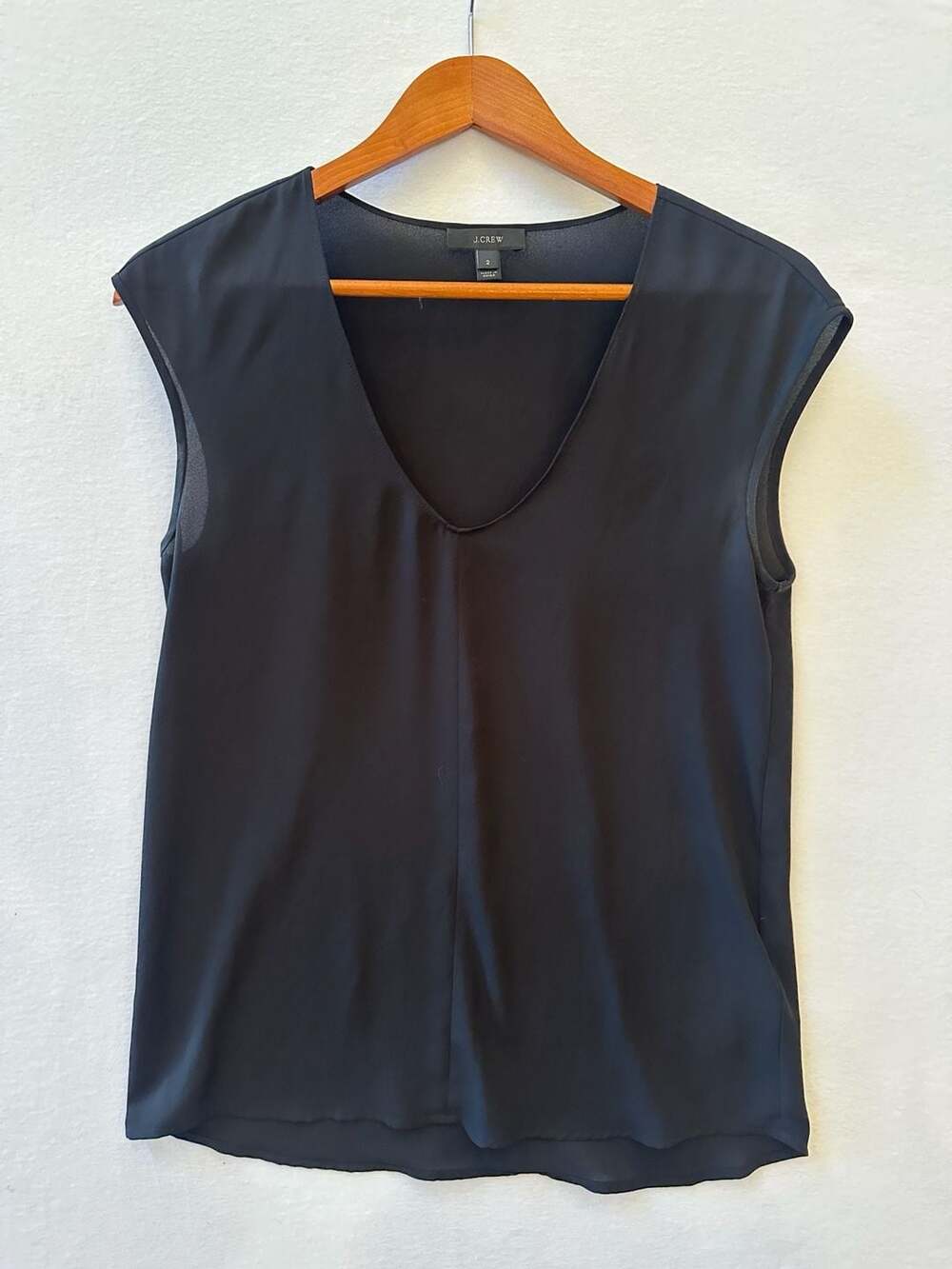 J. Crew Black Sleeveless V-Neck Semi-Sheer Crepe Blouse Top Size 2